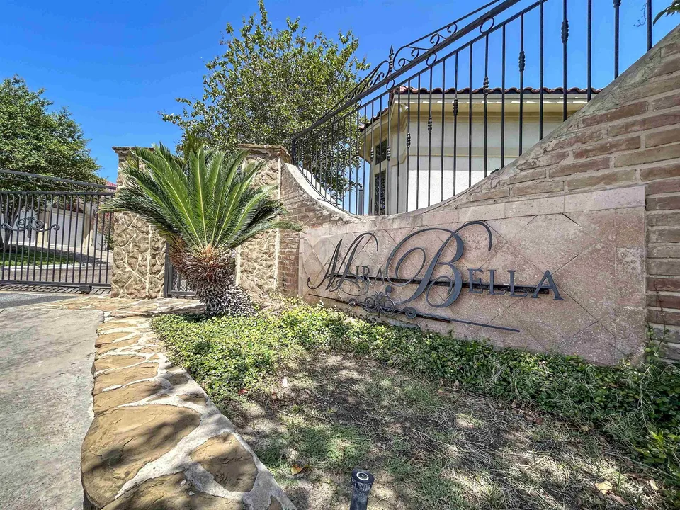 7213-Lake-Victoria-Rd_Laredo_TX_78041_M81171-22232