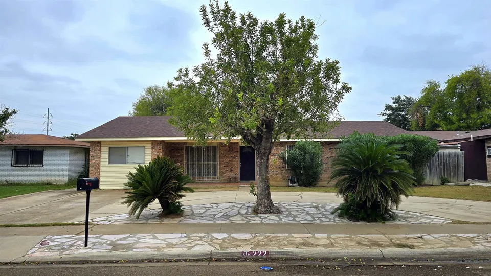 222-Esperanza-Dr_Laredo_TX_78041_M76455-81742