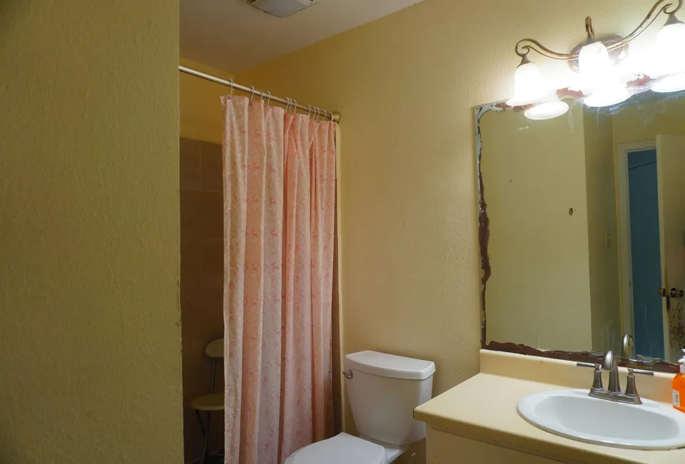 902-Chalan-Dr_Laredo_TX_78045_M71587-81963