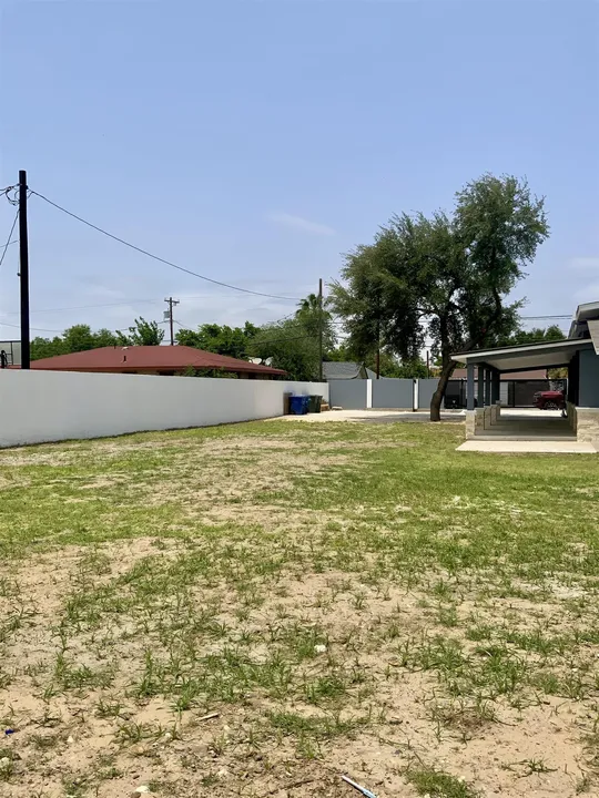 919-Willow-St_Laredo_TX_78040_M74858-95772