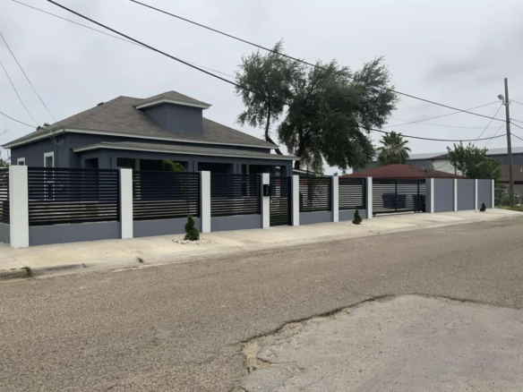 919-Willow-St_Laredo_TX_78040_M74858-95772