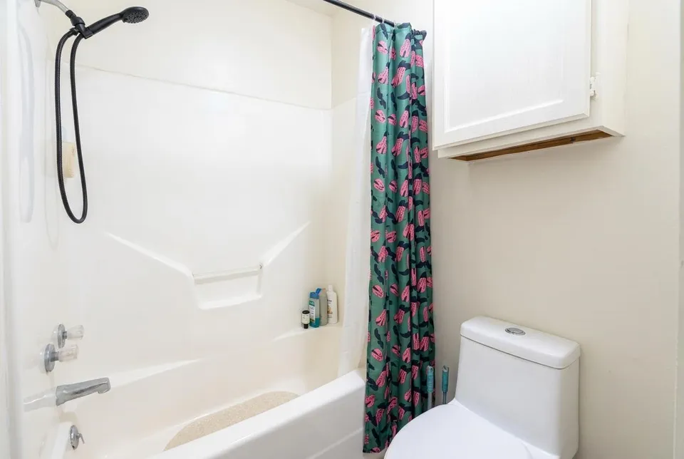 8710-McPherson-Rd-Apt-4D_Laredo_TX_78045_M81251-83050