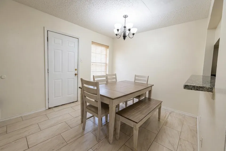8710-McPherson-Rd-Apt-4D_Laredo_TX_78045_M81251-83050