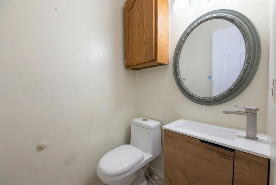 8710-McPherson-Rd-Apt-4D_Laredo_TX_78045_M81251-83050