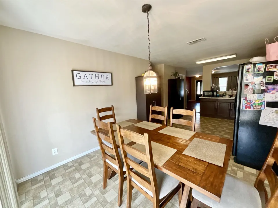 17417-College-Port-Dr_Laredo_TX_78045_M74668-06836