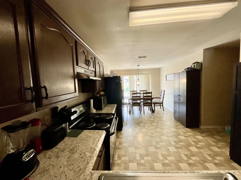 17417-College-Port-Dr_Laredo_TX_78045_M74668-06836
