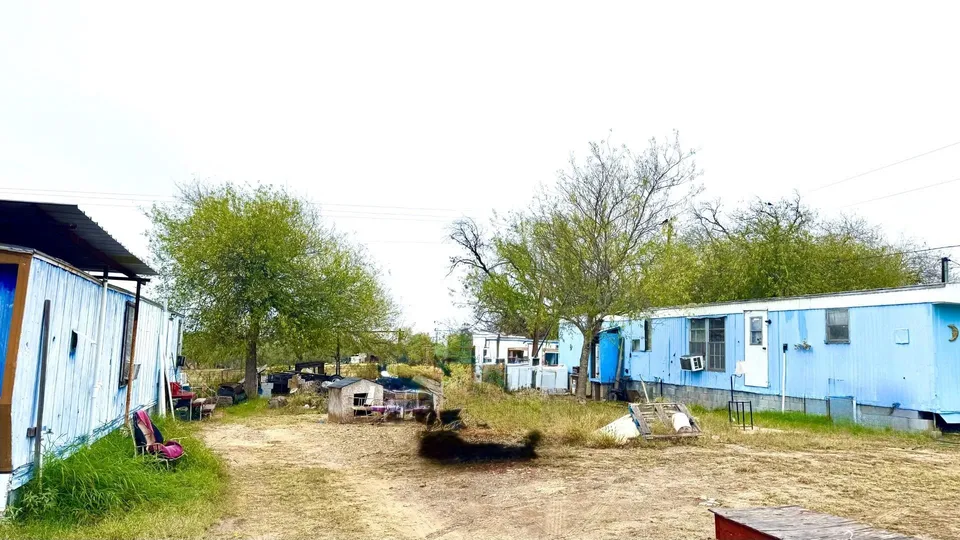 120-Masterson-Rd_Laredo_TX_78046_M70239-09883