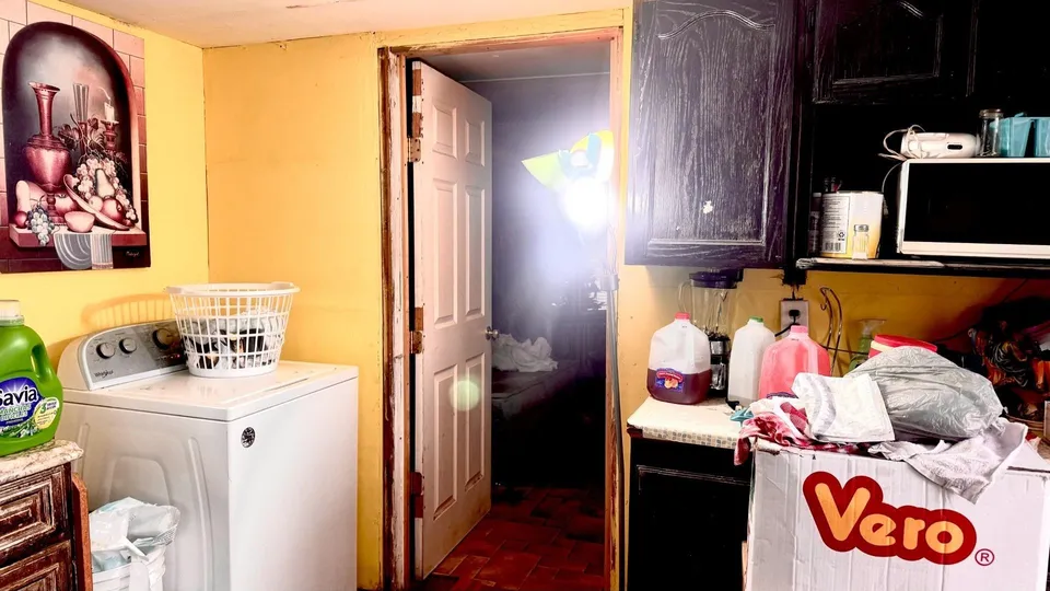 120-Masterson-Rd_Laredo_TX_78046_M70239-09883