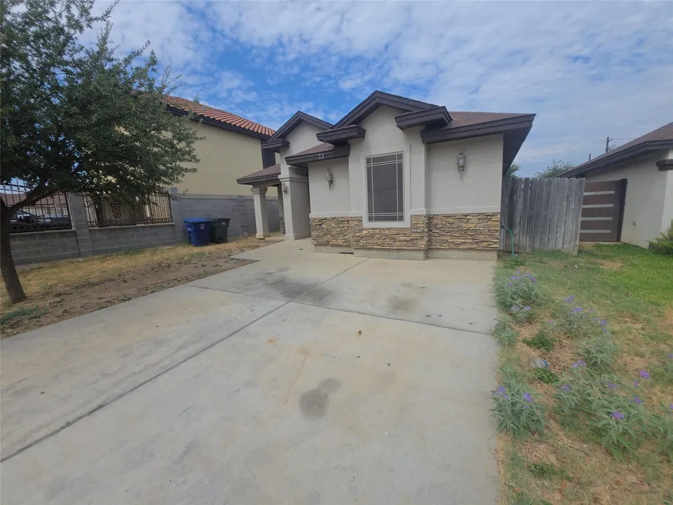 4422-Mercedes-Dr_Laredo_TX_78046_M70785-96138