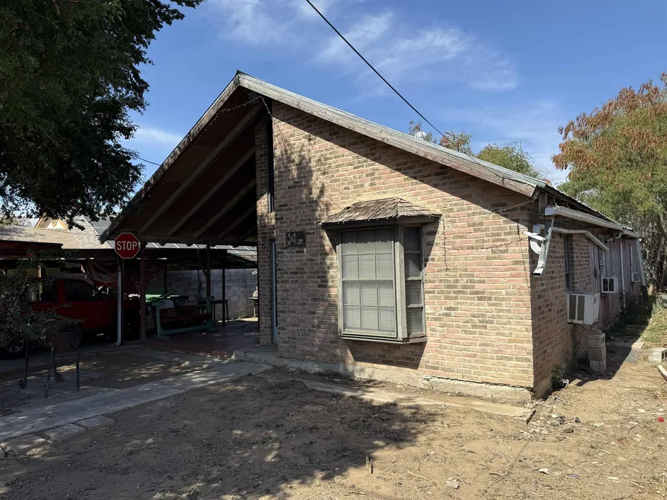 404-W-Plum-St_Laredo_TX_78040_M82424-44450