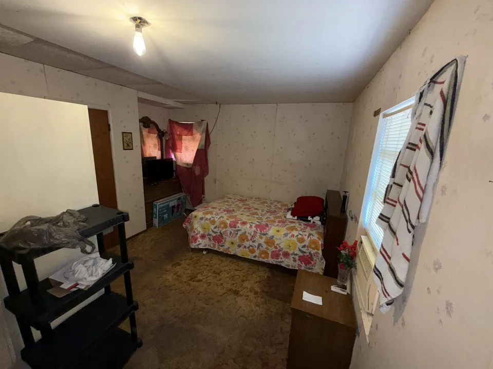 404-W-Plum-St_Laredo_TX_78040_M82424-44450