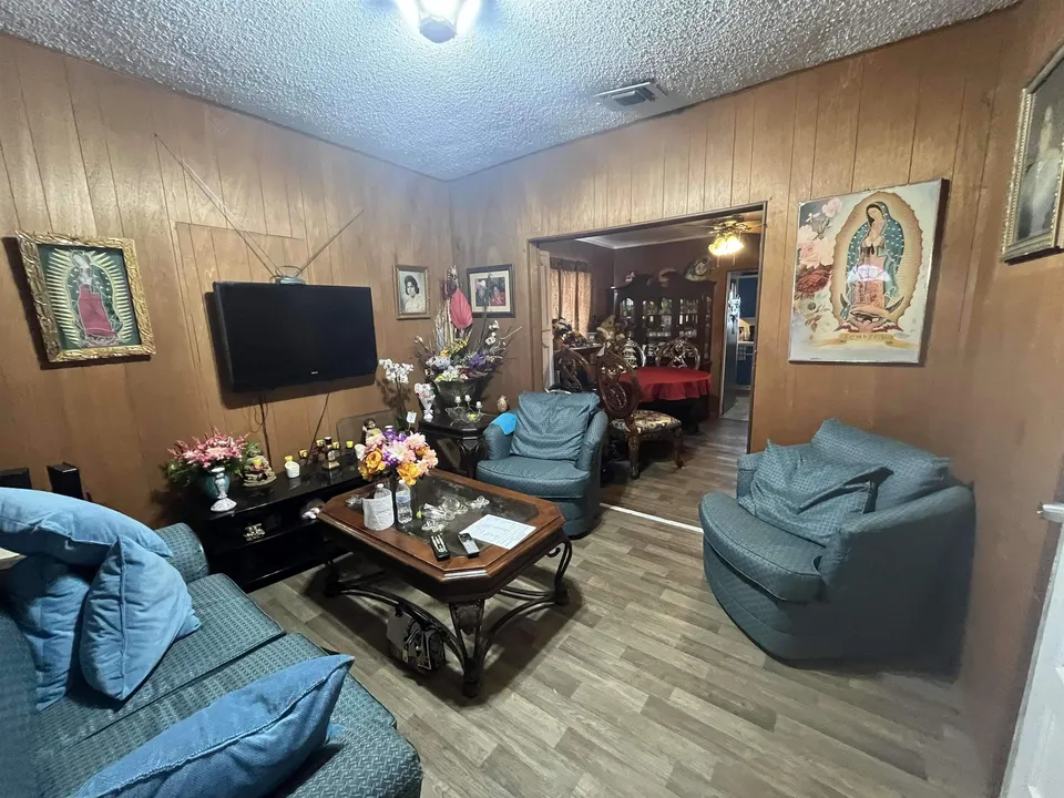408-Galveston-St_Laredo_TX_78040_M76251-45484