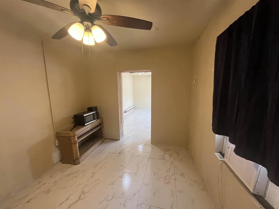 408-Galveston-St_Laredo_TX_78040_M76251-45484