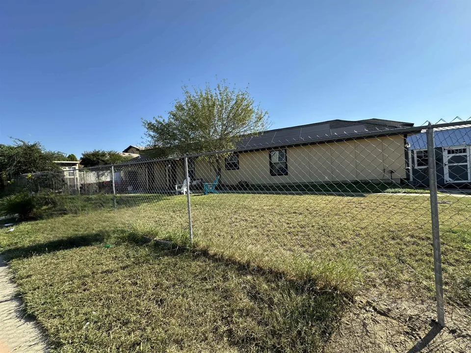 4429-Vientos-Rd_Laredo_TX_78046_M70673-10154