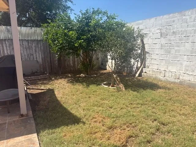 8704-Yucatan-Loop_Laredo_TX_78045_M76390-47424