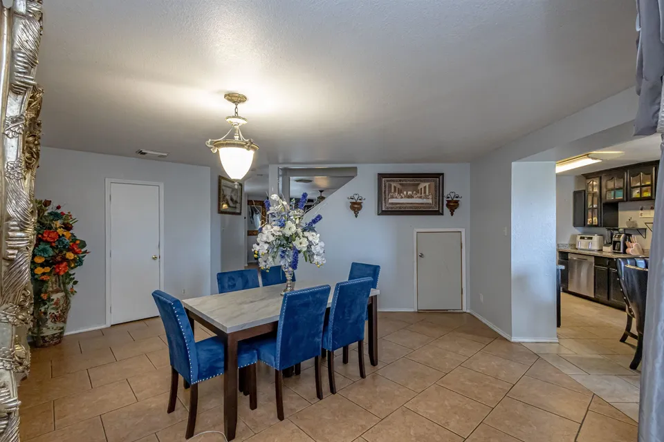 3012-Saint-Isaac-Loop_Laredo_TX_78046_M74551-70079