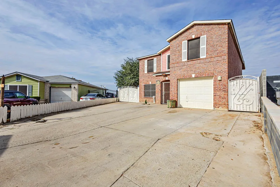 3012-Saint-Isaac-Loop_Laredo_TX_78046_M74551-70079