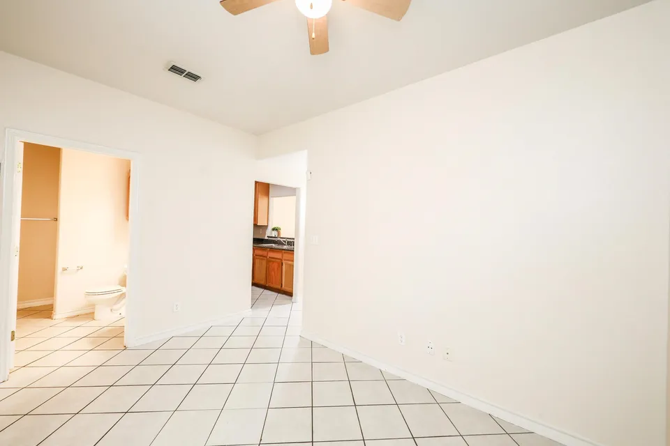 1000-Ranchway-Dr-Apt-46_Laredo_TX_78045_M80301-81463