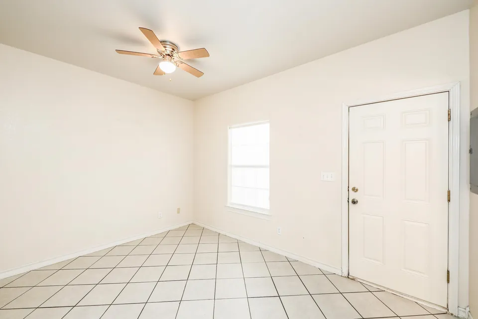 1000-Ranchway-Dr-Apt-46_Laredo_TX_78045_M80301-81463