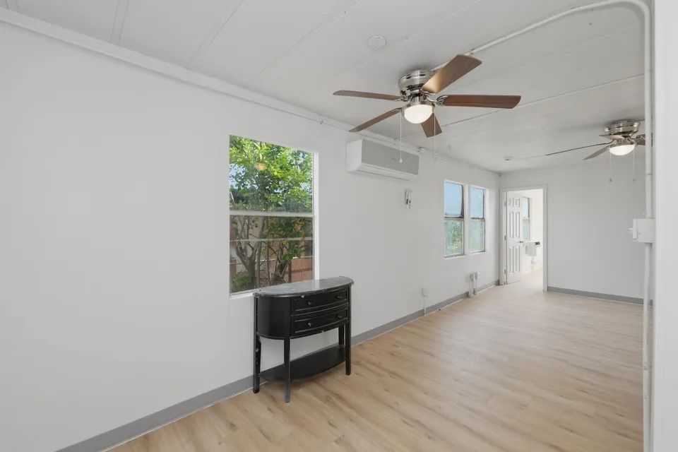 2811-Lee-Ave_Laredo_TX_78040_M75283-64425