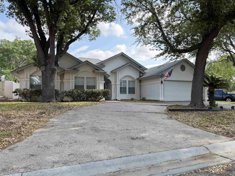 1422-Palmer-Dr_Laredo_TX_78045_M73698-65555