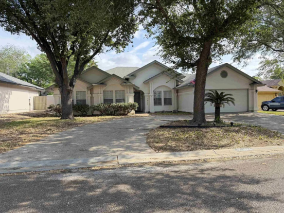 1422-Palmer-Dr_Laredo_TX_78045_M73698-65555