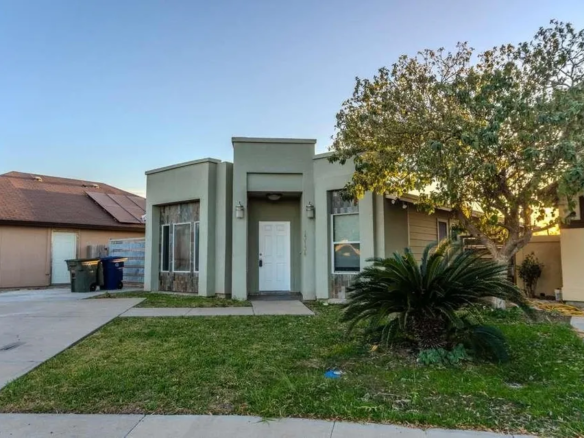 13136-Kickapoo-Dr_Laredo_TX_78045_M72991-93369