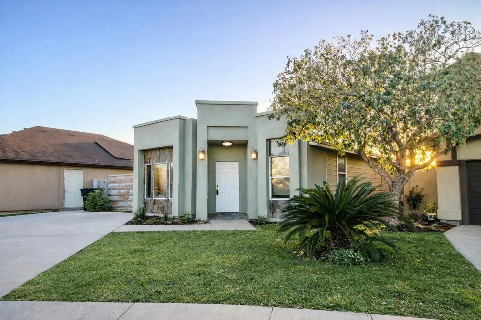 13136-Kickapoo-Dr_Laredo_TX_78045_M72991-93369