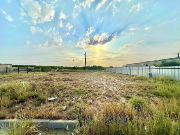608-Palo-De-Rosa-Loop_Laredo_TX_78043_M72211-75084