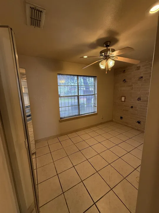 4902-Marcella-Ave-Apt-107_Laredo_TX_78041_M73112-15685