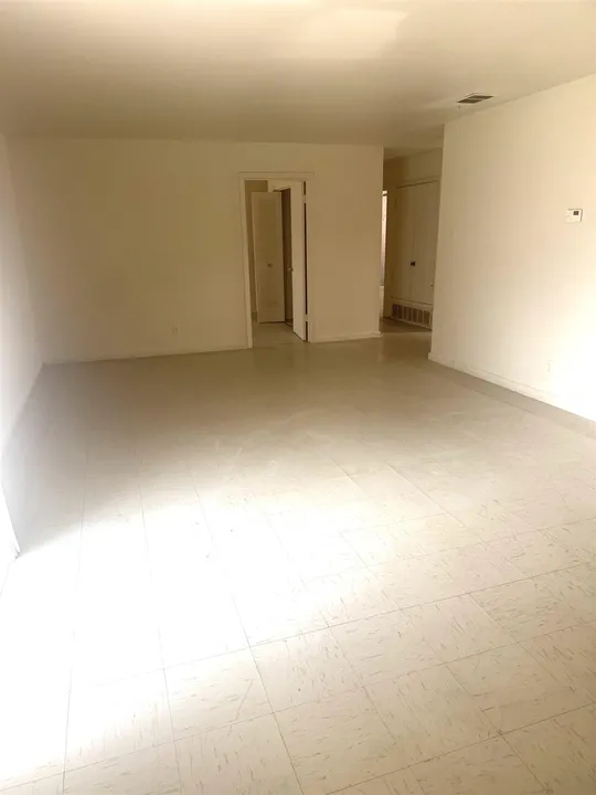 678-Cottonwood-Cir_Laredo_TX_78041_M73389-46195