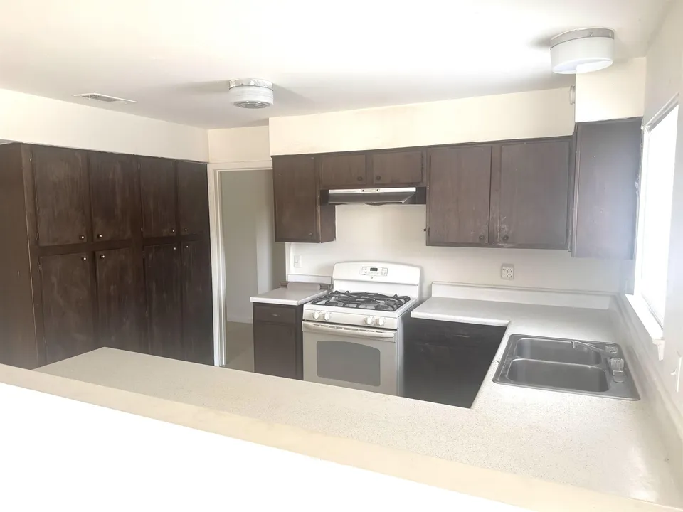 678-Cottonwood-Cir_Laredo_TX_78041_M73389-46195
