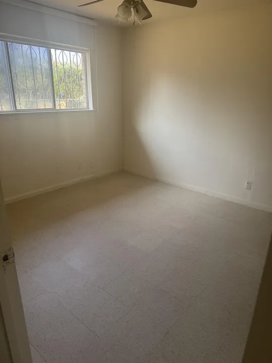 678-Cottonwood-Cir_Laredo_TX_78041_M73389-46195