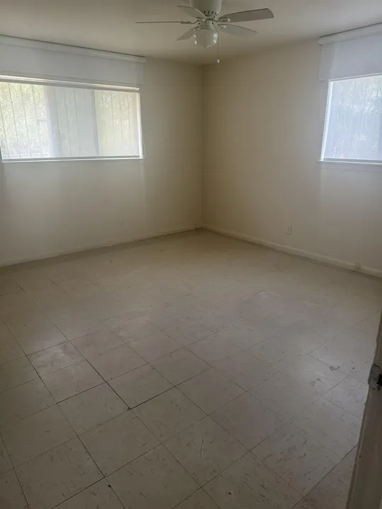 678-Cottonwood-Cir_Laredo_TX_78041_M73389-46195