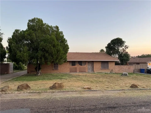 421-Longshadow-Rd_Laredo_TX_78041_M78547-92743