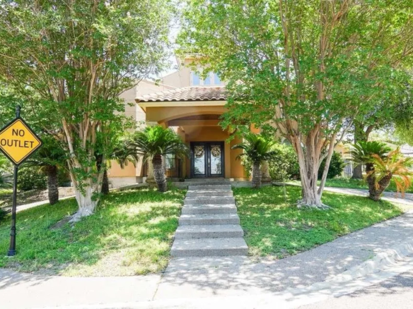 331-Saint-Julien-Dr_Laredo_TX_78041_M82147-11741