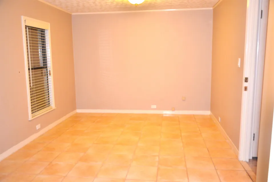 2118-Reynolds-St_Laredo_TX_78043_M70076-63338