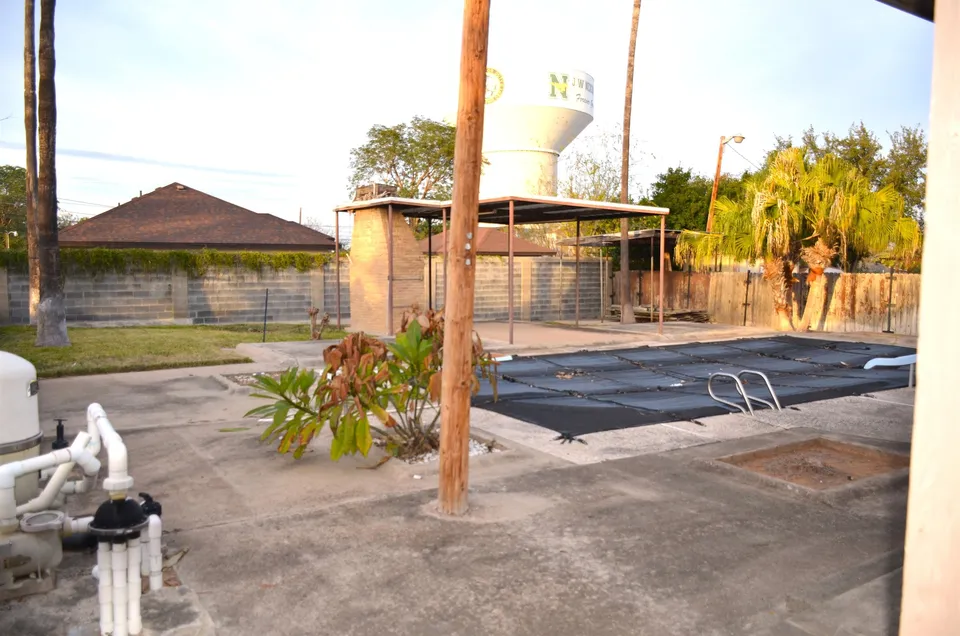 2118-Reynolds-St_Laredo_TX_78043_M70076-63338