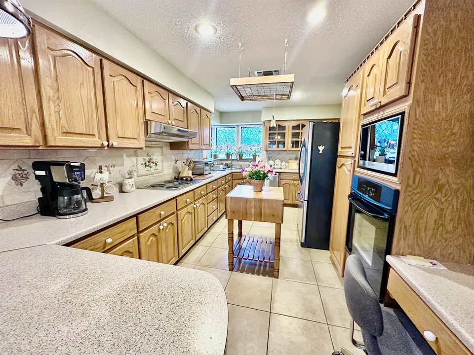 3101-Spring-Creek-Dr_Laredo_TX_78045_M80670-15102