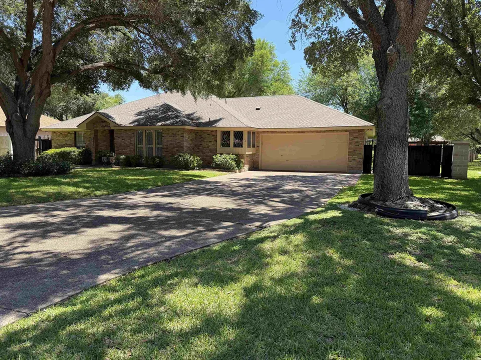 3101-Spring-Creek-Dr_Laredo_TX_78045_M80670-15102
