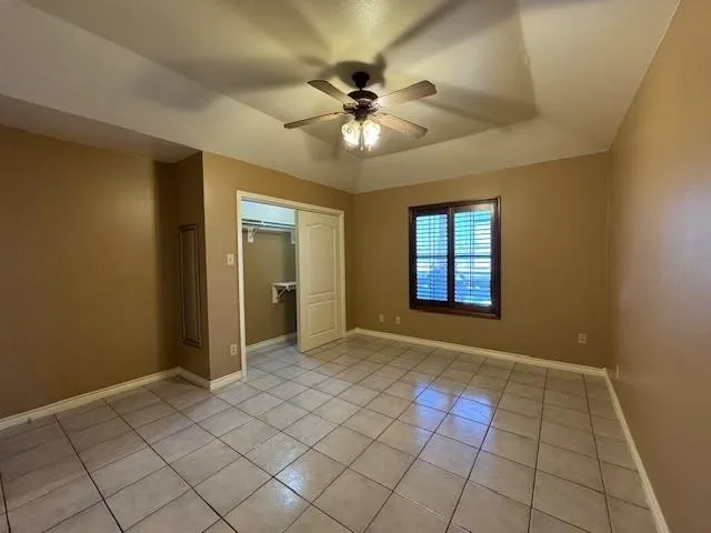 205-Martingale-Apt-64_Laredo_TX_78041_M79390-52444