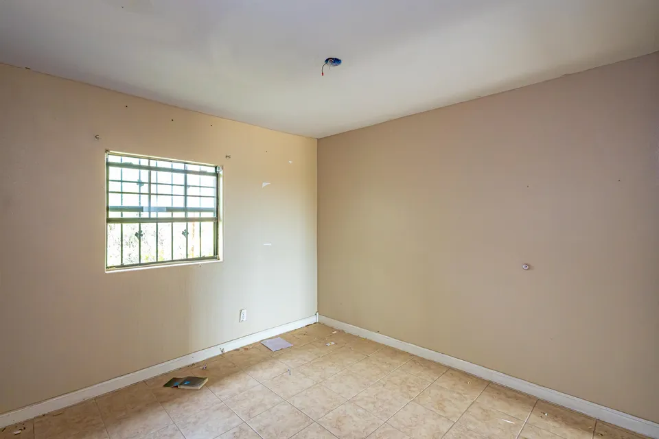 141-Los-Fresnos-Loop_Laredo_TX_78046_M76722-74459