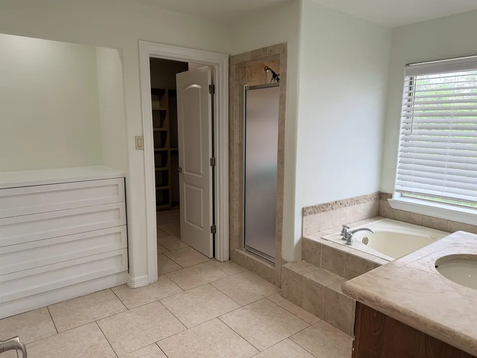7221-Lake-Victoria-Rd_Laredo_TX_78041_M81170-84966