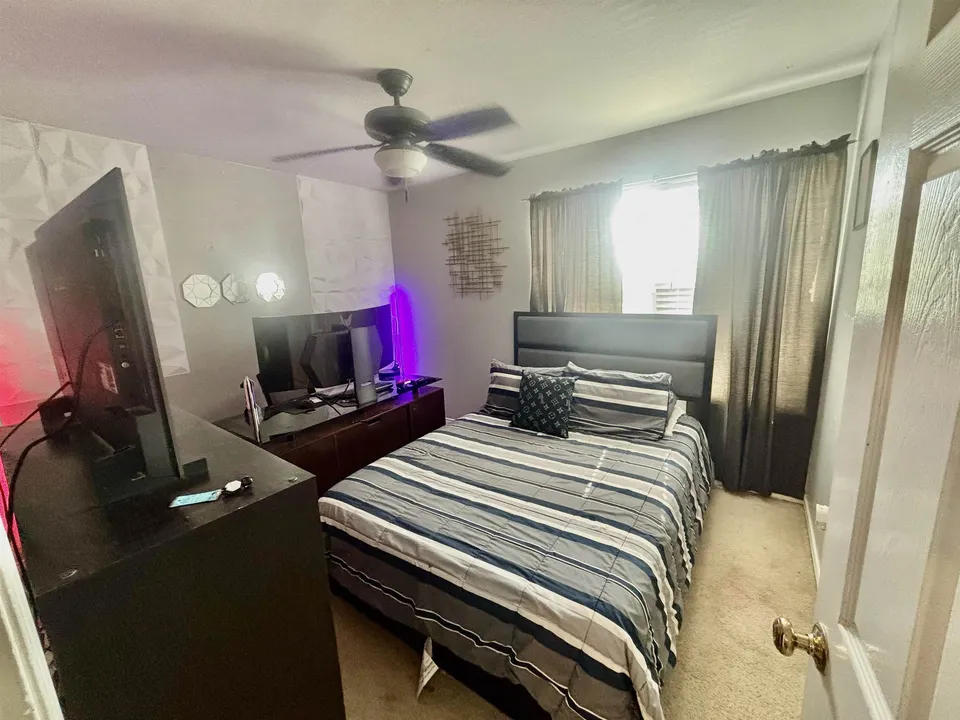 2027-Lima-Loop_Laredo_TX_78045_M76574-80400