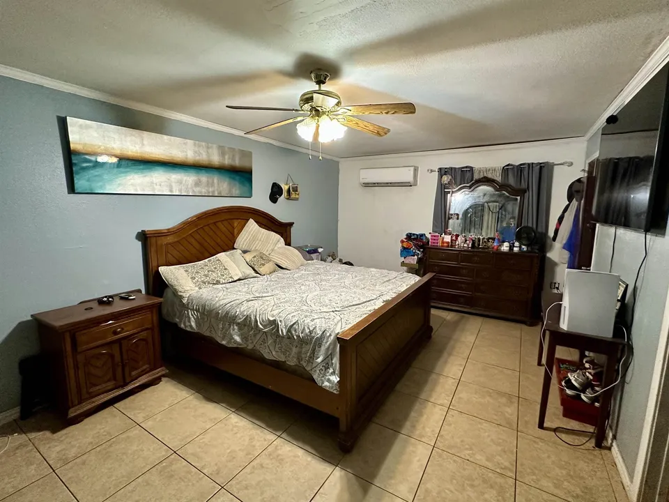 5310-Salamanca-Ave_Laredo_TX_78046_M76120-59697