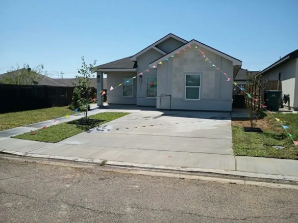 5703-Saint-Elias-Ln_Laredo_TX_78046_M74595-42422