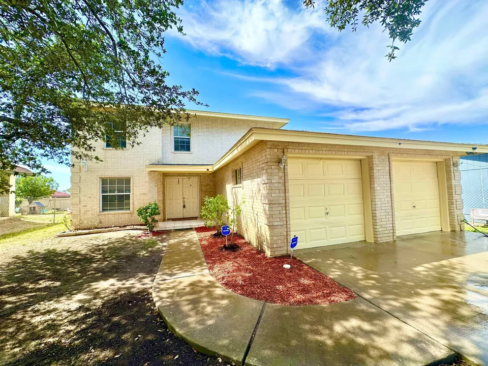 142-Salamanca-Ave_Laredo_TX_78046_M79644-55040