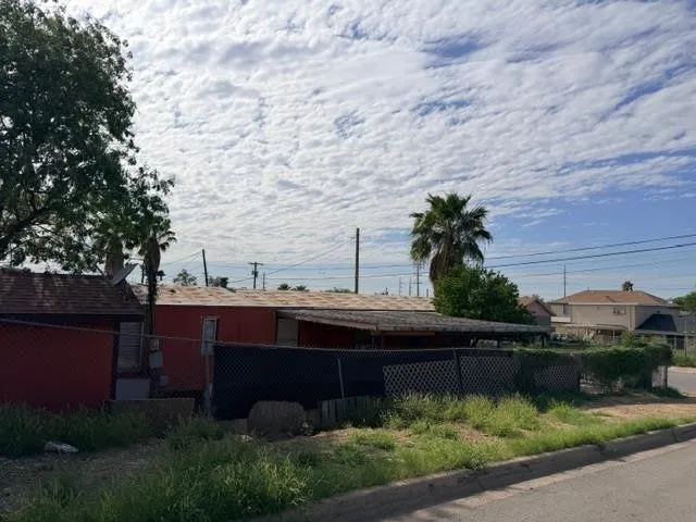 2820-Maryland-Ave_Laredo_TX_78040_M70172-77951