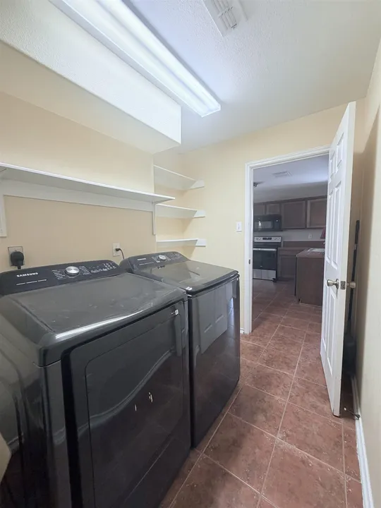 17543-College-Port-Dr_Laredo_TX_78045_M76294-46781