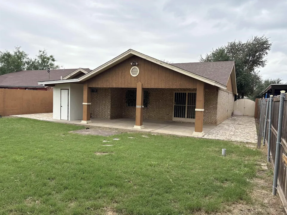 403-Carreta-Ct_Laredo_TX_78045_M80690-34647